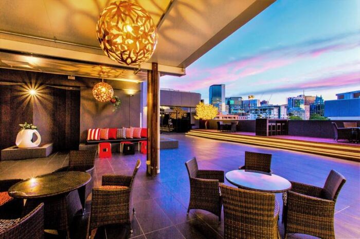 Hotel Grand Chancellor Townsville 3 Nights with Breakfast - Image 6